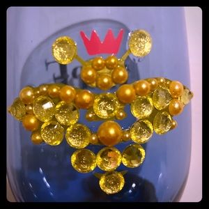 Queen Bee Wine Glasses